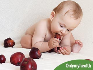 शिशु को कुछ खिलाना शुरू करें, उससे पहले जान लें ये 5 बातें